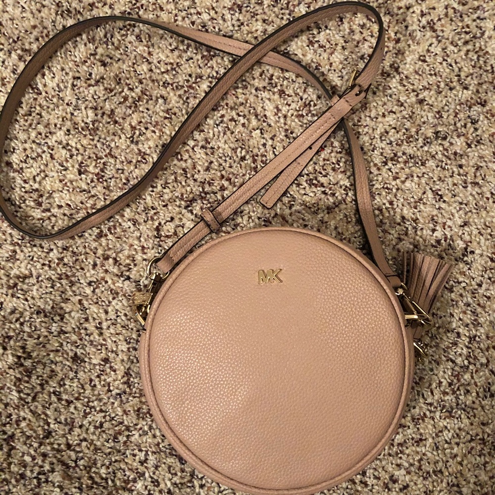 Michael Kors canteen crossbody bag.